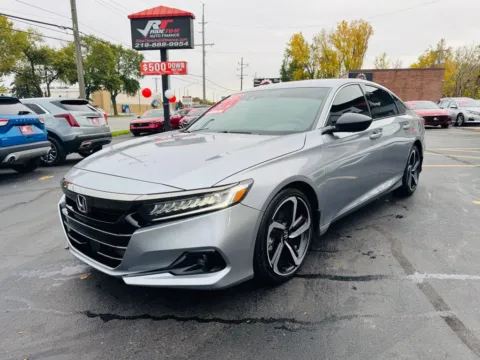 More photos of 2022 HONDA ACCORD SPORT at Ride Time Auto Finance Broadway, IN