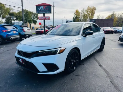 More photos of 2023 HONDA CIVIC SPORT at Ride Time Auto Finance Broadway, IN