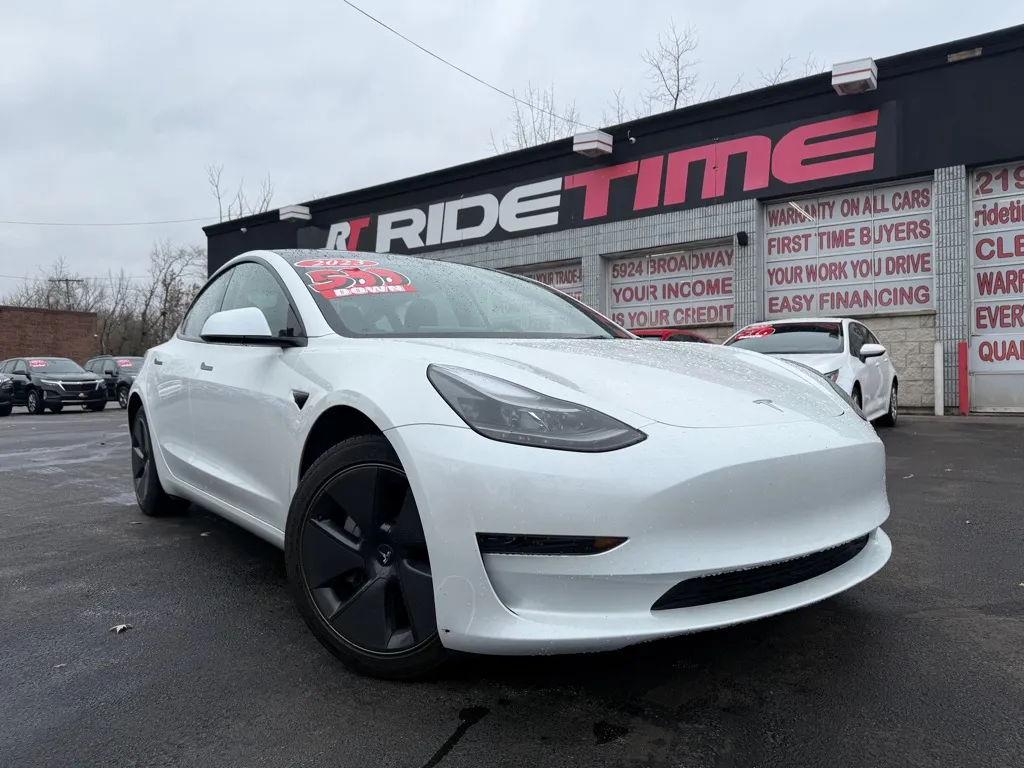 White 2023 TESLA MODEL 3 BASE for sale in Merrillville, IN