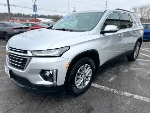 More photos of 2022 CHEVROLET TRAVERSE LT CLOTH at Pro Auto Finance, IN