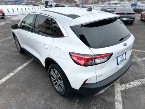 More photos of 2022 FORD ESCAPE SEL at Pro Auto Finance, IN