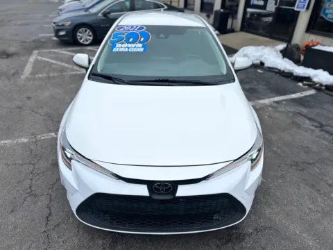 More photos of 2021 TOYOTA COROLLA LE at Pro Auto Finance, IN