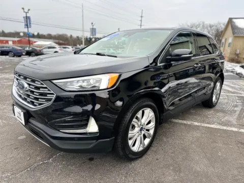 More photos of 2022 FORD EDGE TITANIUM at Pro Auto Finance, IN