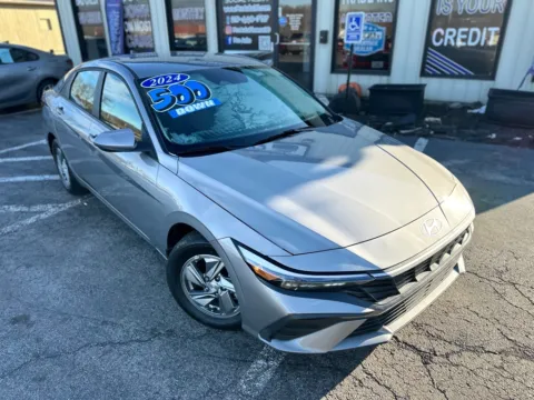 Photos of 2024 HYUNDAI ELANTRA SE for sale in Crown Point, IN at Pro Auto Finance