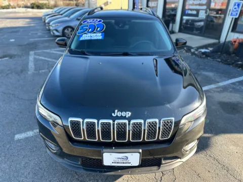 More photos of 2022 JEEP CHEROKEE LATITUDE LUX at Pro Auto Finance, IN