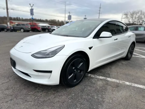 More photos of 2022 TESLA MODEL 3 LONG RANGE at Pro Auto Finance, IN