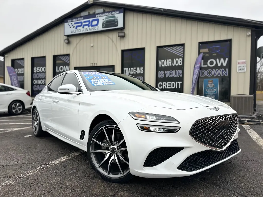 White 2022 GENESIS G70 2.0T for sale in Crown Point, IN