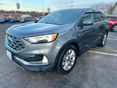 More photos of 2024 FORD EDGE TITANIUM at Pro Auto Finance, IN