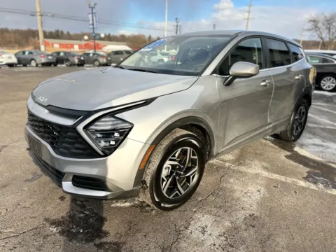 More photos of 2024 KIA SPORTAGE LX at Pro Auto Finance, IN