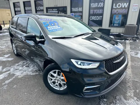 Photos of 2023 CHRYSLER PACIFICA TOURING L for sale in Crown Point, IN at Pro Auto Finance