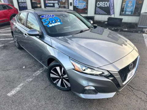 Photos of 2022 NISSAN ALTIMA 2.5 SV for sale in Crown Point, IN at Pro Auto Finance