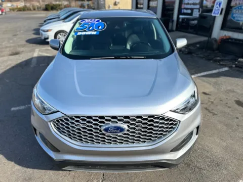 More photos of 2023 FORD EDGE SEL at Pro Auto Finance, IN