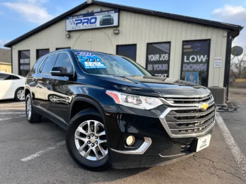 Black 2021 CHEVROLET TRAVERSE LT CLOTH for sale in Crown Point, IN