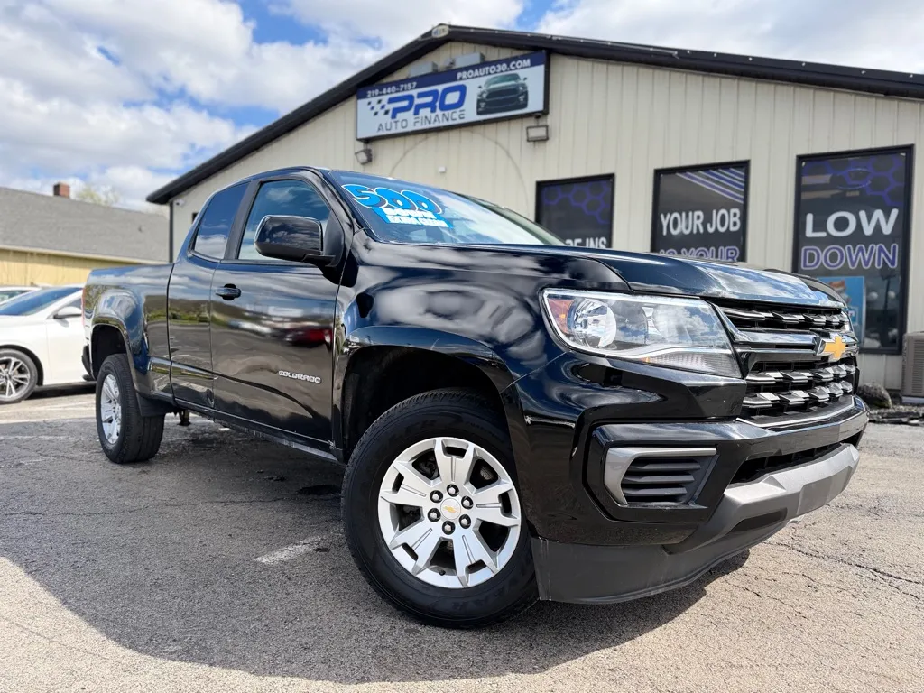 Black 2022 CHEVROLET COLORADO LT for sale in Crown Point, IN