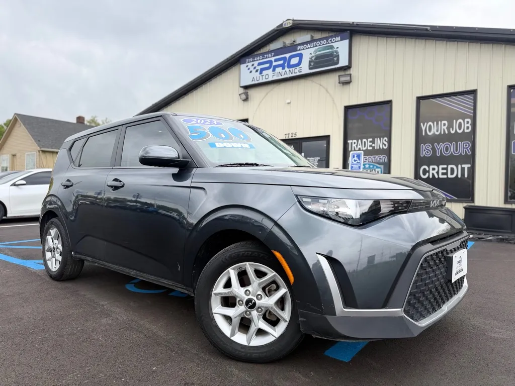 2023 KIA SOUL LX for sale in Crown Point, IN