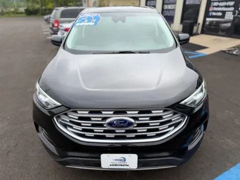 More photos of 2022 FORD EDGE SEL at Pro Auto Finance, IN
