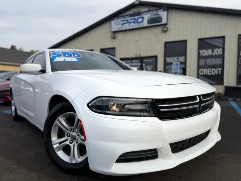 White 2020 DODGE CHARGER SXT for sale in Crown Point, IN