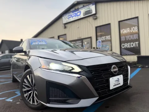 Photos of 2023 NISSAN ALTIMA 2.5 SV for sale in Crown Point, IN at Pro Auto Finance