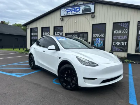 White 2021 TESLA MODEL Y LONG RANGE for sale in Crown Point, IN