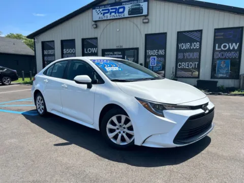 White 2024 TOYOTA COROLLA LE for sale in Crown Point, IN