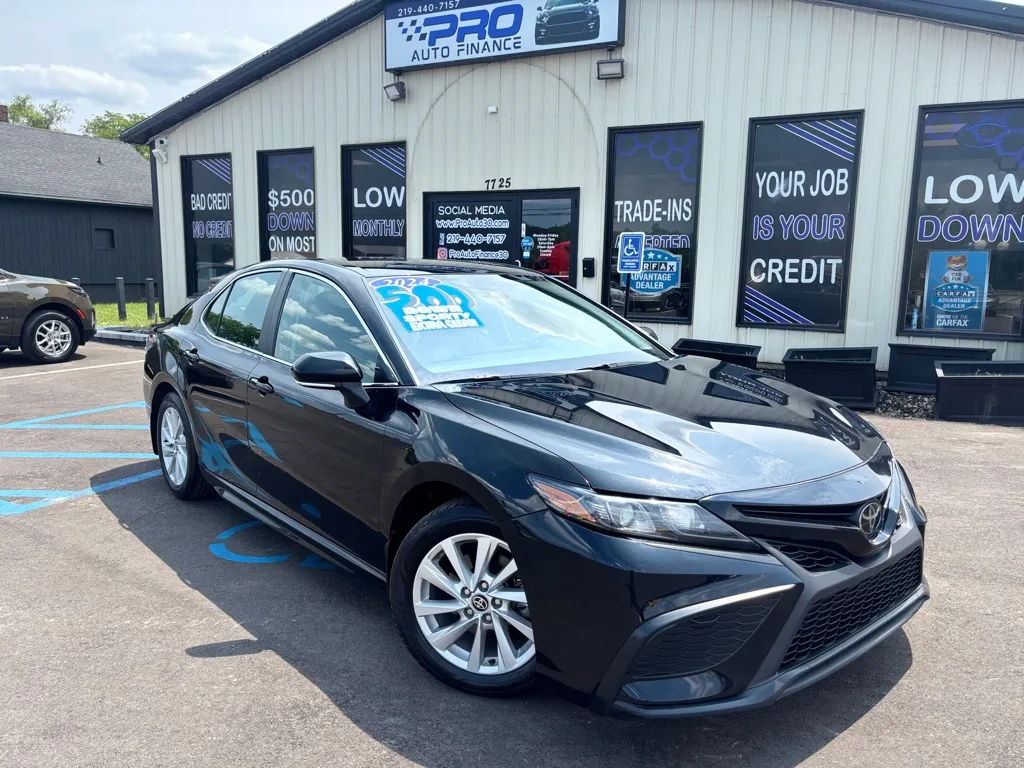 2024 TOYOTA CAMRY SE for sale in Crown Point, IN