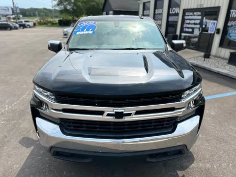 More photos of 2020 CHEVROLET SILVERADO 1500 LT at Pro Auto Finance, IN