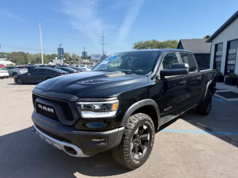 More photos of 2019 RAM 1500 REBEL at Pro Auto Finance, IN