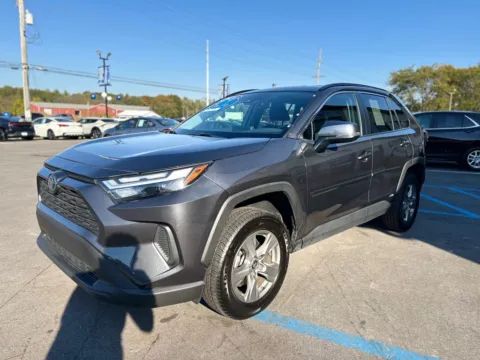More photos of 2024 TOYOTA RAV4 HYBRID LE at Pro Auto Finance, IN