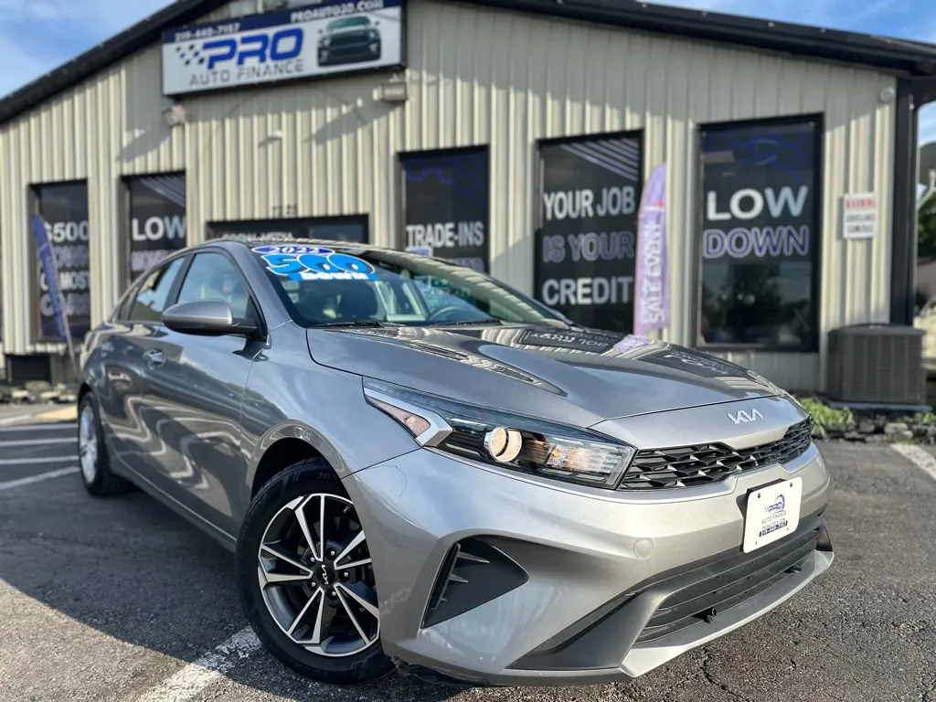 Gray 2022 KIA FORTE LXS for sale in Crown Point, IN