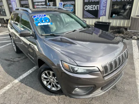 Photos of 2021 JEEP CHEROKEE LATITUDE LUX for sale in Crown Point, IN at Pro Auto Finance