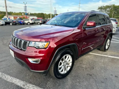 More photos of 2021 JEEP GRAND CHEROKEE LAREDO E at Pro Auto Finance, IN
