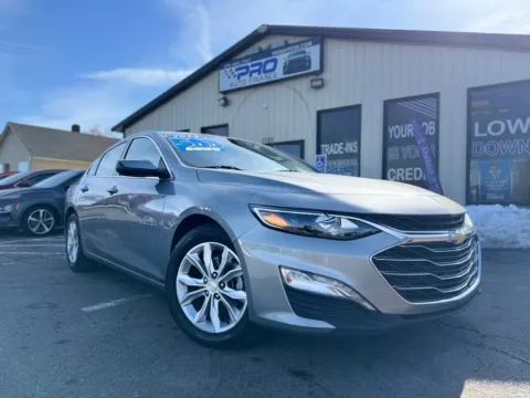 Gray 2023 CHEVROLET MALIBU LT for sale in Crown Point, IN