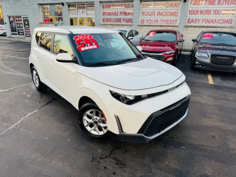 Photos of 2024 KIA SOUL LX for sale in Merrillville, IN at Ride Time Auto Finance Broadway