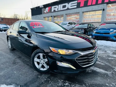 Black 2023 CHEVROLET MALIBU LT for sale in Merrillville, IN