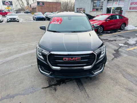 More photos of 2023 GMC TERRAIN SLE at Ride Time Auto Finance Broadway, IN