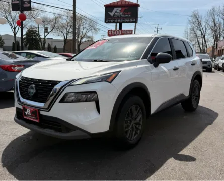 More photos of 2023 NISSAN ROGUE S at Ride Time Auto Finance Broadway, IN