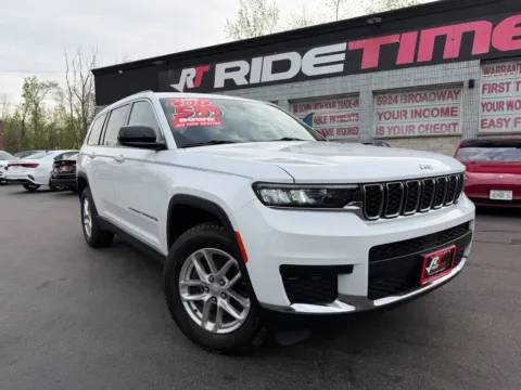 White 2023 JEEP GRAND CHEROKEE LAREDO for sale in Merrillville, IN