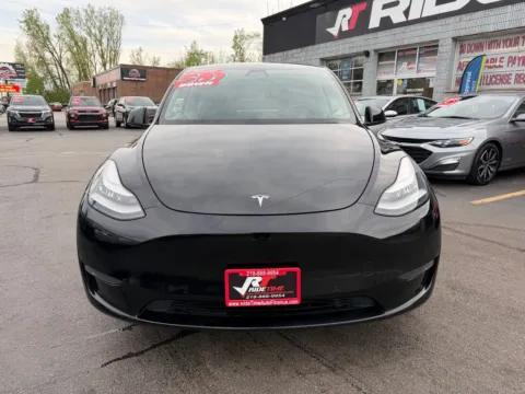 Another view of 2020 TESLA MODEL Y LONG RANGE for sale in Merrillville, IN at Ride Time Auto Finance Broadway