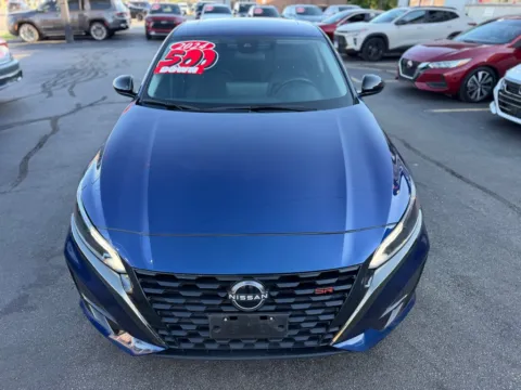 Another view of 2024 NISSAN ALTIMA 2.5 SR for sale in Merrillville, IN at Ride Time Auto Finance Broadway