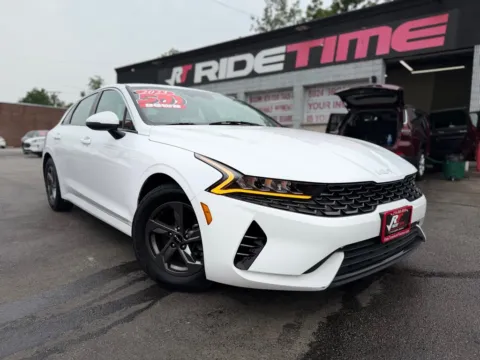 White 2023 KIA K5 LXS for sale in Merrillville, IN