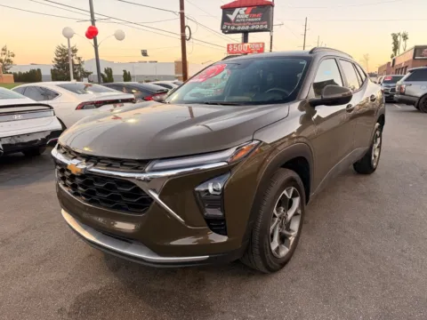 More photos of 2024 CHEVROLET TRAX LT at Ride Time Auto Finance Broadway, IN