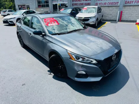 Photos of 2022 NISSAN ALTIMA 2.5 SR for sale in Merrillville, IN at Ride Time Auto Finance Broadway