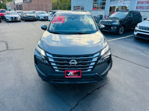 More photos of 2024 NISSAN ROGUE SV at Ride Time Auto Finance Broadway, IN