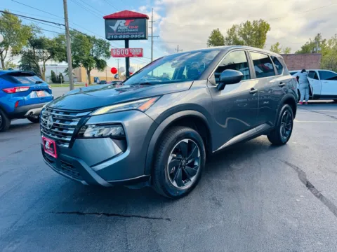 More photos of 2024 NISSAN ROGUE SV at Ride Time Auto Finance Broadway, IN