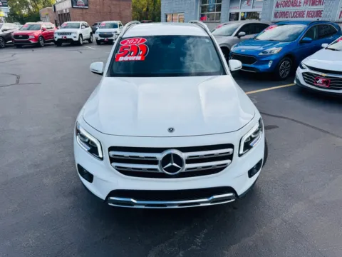 More photos of 2021 MERCEDES-BENZ GLB 250 at Ride Time Auto Finance Broadway, IN