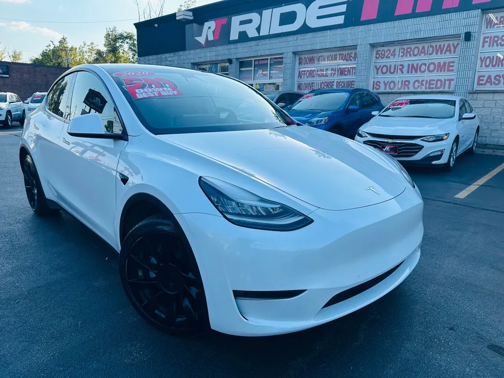 White 2020 TESLA MODEL Y LONG RANGE for sale in Merrillville, IN