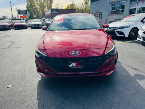 Another view of 2022 HYUNDAI ELANTRA SEL for sale in Merrillville, IN at Ride Time Auto Finance Broadway