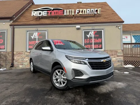Silver 2022 CHEVROLET EQUINOX LT-4WD for sale in Merrillville, IN