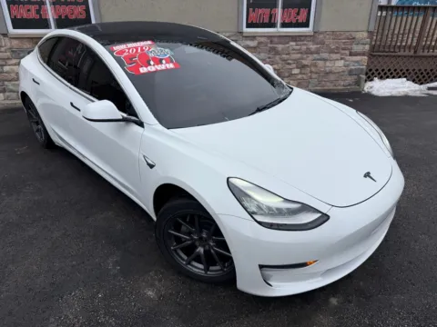 More photos of 2019 TESLA MODEL 3 LONG RANGE at Ride Time Auto Finance Merrillville, IN