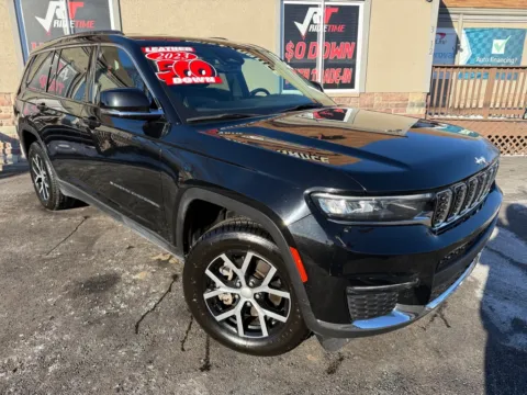 Another view of 2023 JEEP GRAND CHEROKEE LIMITED for sale in Merrillville, IN at Ride Time Auto Finance Merrillville